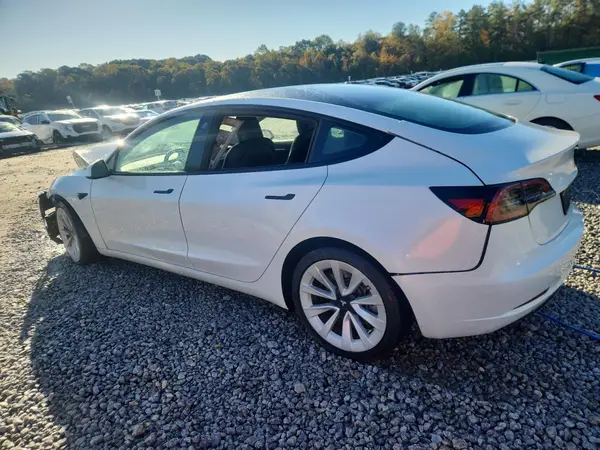 5YJ3E1EA9PF677081 2023 TESLA MODEL 3 - Image 2