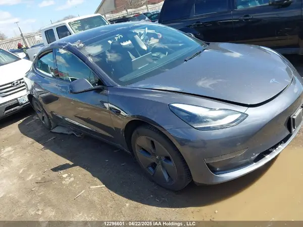 5YJ3E1EA9PF678120 2023 TESLA MODEL 3 - Image 1