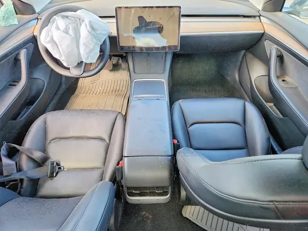 5YJ3E1EA9PF679168 2023 TESLA MODEL 3 - Image 8