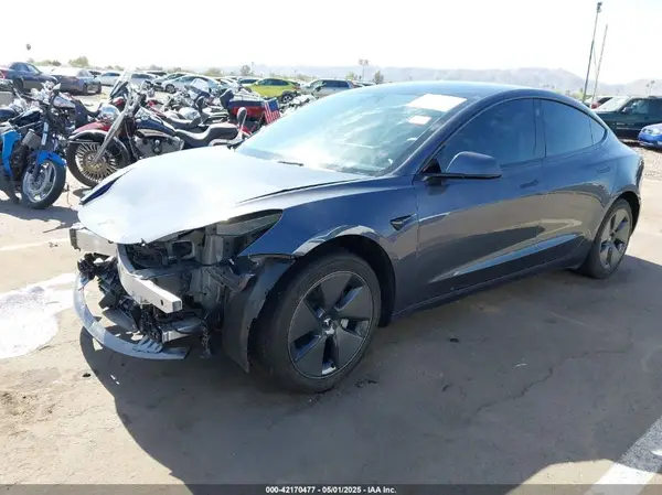 5YJ3E1EA9PF680921 2023 TESLA MODEL 3 - Image 2