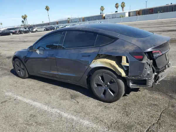 5YJ3E1EA9PF686962 2023 TESLA MODEL 3 - Image 2
