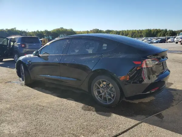 5YJ3E1EA9PF695970 2023 TESLA MODEL 3 - Image 2
