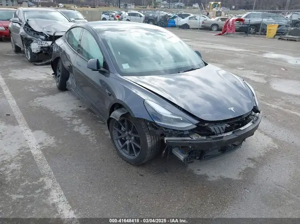 5YJ3E1EA9PF696391 2023 TESLA MODEL 3 - Image 1