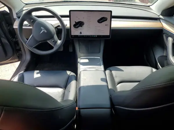5YJ3E1EA9PF696844 2023 TESLA MODEL 3 - Image 8