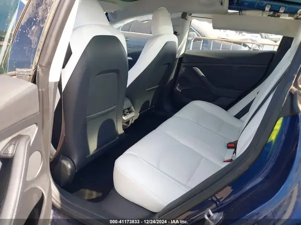 5YJ3E1EA9PF697573 2023 TESLA MODEL 3 - Image 8