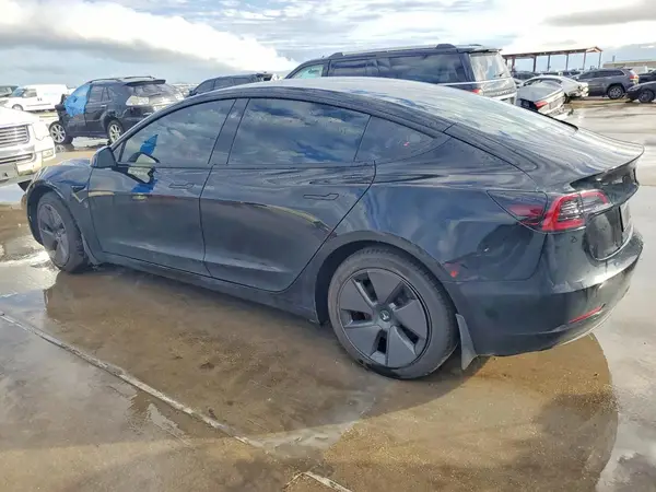 5YJ3E1EA9PF698271 2023 TESLA MODEL 3 - Image 2