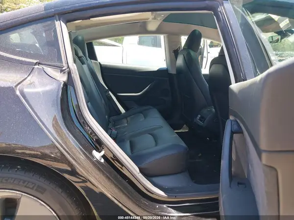 5YJ3E1EA9PF698738 2023 TESLA MODEL 3 - Image 8