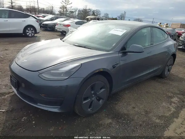 5YJ3E1EA9PF699534 2023 TESLA MODEL 3 - Image 2