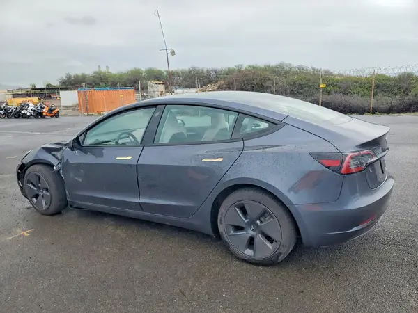 5YJ3E1EA9PF699730 2023 TESLA MODEL 3 - Image 2