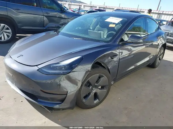 5YJ3E1EA9PF701850 2023 TESLA MODEL 3 - Image 2