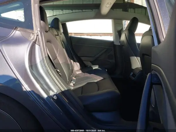 5YJ3E1EA9PF701850 2023 TESLA MODEL 3 - Image 8
