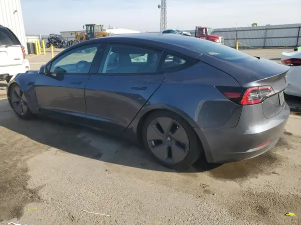 5YJ3E1EA9PF706496 2023 TESLA MODEL 3 - Image 2