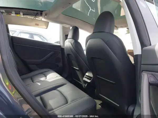 5YJ3E1EA9PF707387 2023 TESLA MODEL 3 - Image 8
