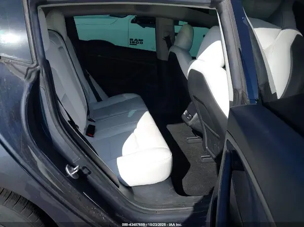 5YJ3E1EA9PF707504 2023 TESLA MODEL 3 - Image 8