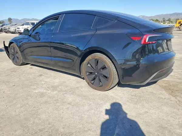 5YJ3E1EA9RF721969 2024 TESLA MODEL 3 - Image 2
