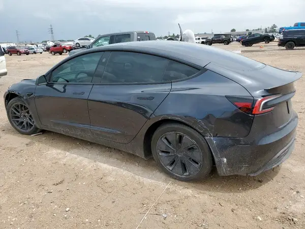 5YJ3E1EA9RF724161 2024 TESLA MODEL 3 - Image 2
