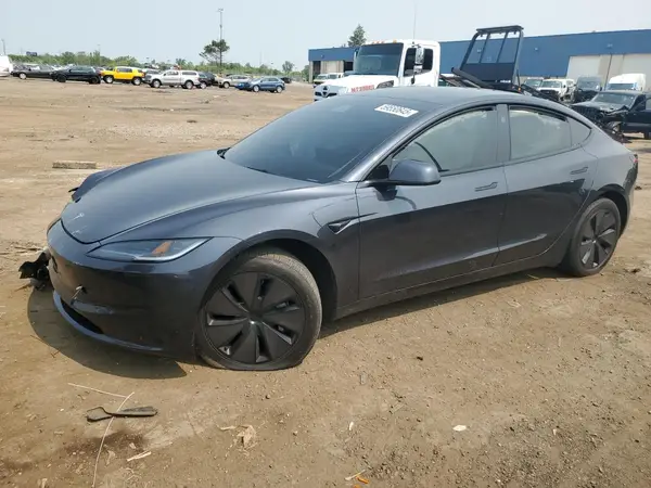 5YJ3E1EA9RF724709 2024 TESLA MODEL 3 - Image 1