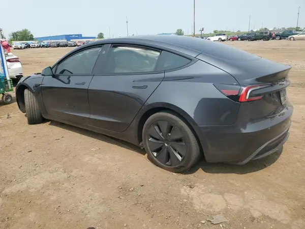 5YJ3E1EA9RF724709 2024 TESLA MODEL 3 - Image 2