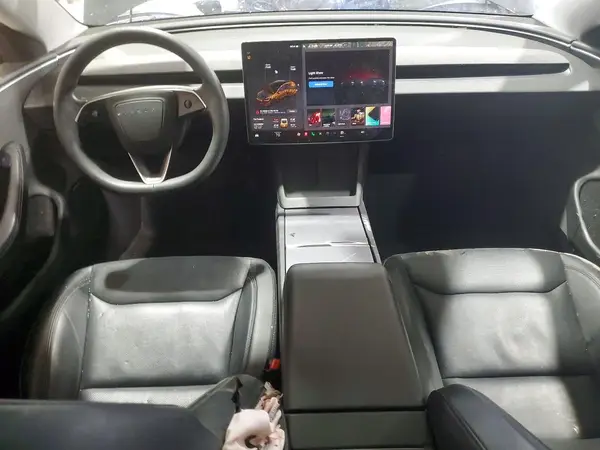 5YJ3E1EA9RF725214 2024 TESLA MODEL 3 - Image 8