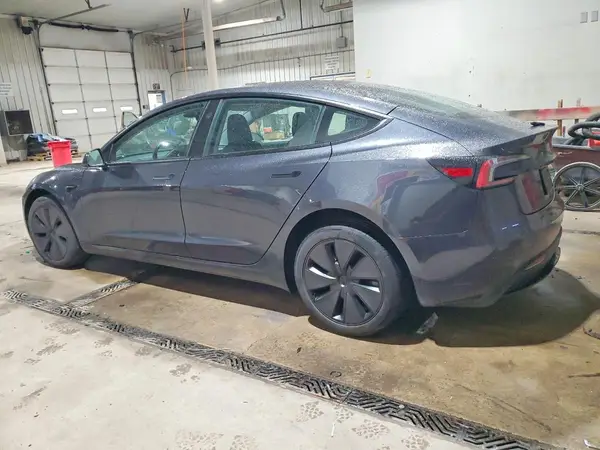 5YJ3E1EA9RF735869 2024 TESLA MODEL 3 - Image 2