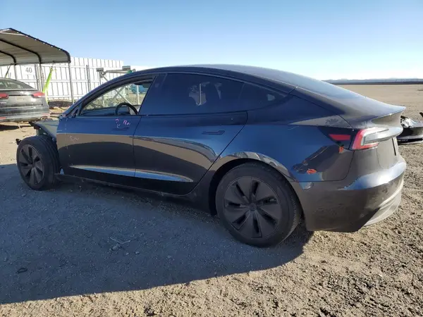 5YJ3E1EA9RF736245 2024 TESLA MODEL 3 - Image 2