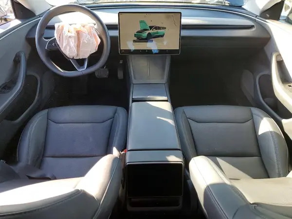5YJ3E1EA9RF736469 2024 TESLA MODEL 3 - Image 8