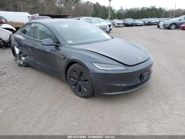 5YJ3E1EA9RF737816 2024 TESLA MODEL 3 - Image 1