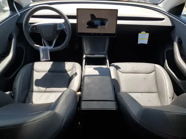 5YJ3E1EA9RF742143 2024 TESLA MODEL 3 - Image 8