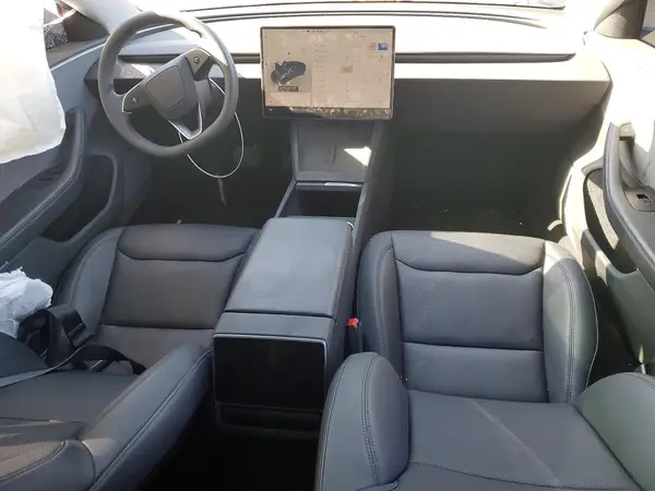 5YJ3E1EA9RF743096 2024 TESLA MODEL 3 - Image 8