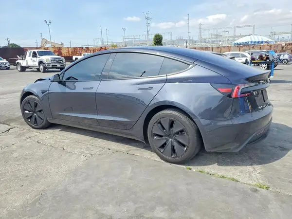 5YJ3E1EA9RF745138 2024 TESLA MODEL 3 - Image 2