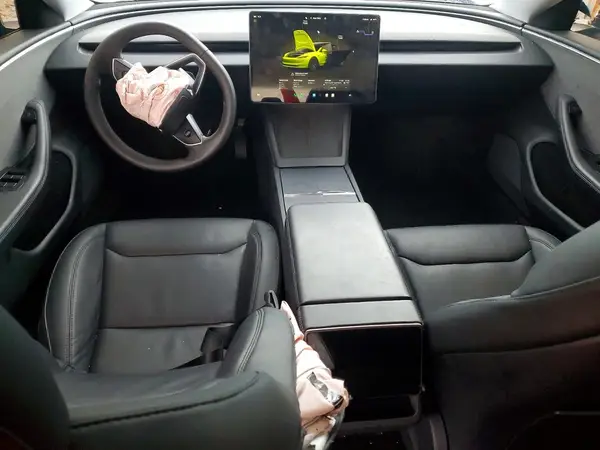 5YJ3E1EA9RF745463 2024 TESLA MODEL 3 - Image 8