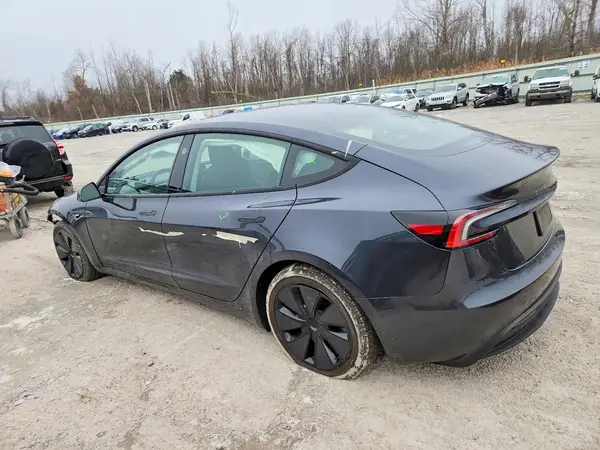5YJ3E1EA9RF746614 2024 TESLA MODEL 3 - Image 2