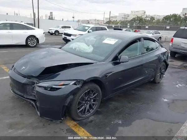 5YJ3E1EA9RF747679 2024 TESLA MODEL 3 - Image 2