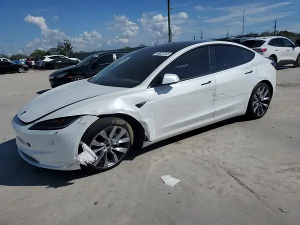 5YJ3E1EA9RF752350 2024 TESLA MODEL 3 - Image 1