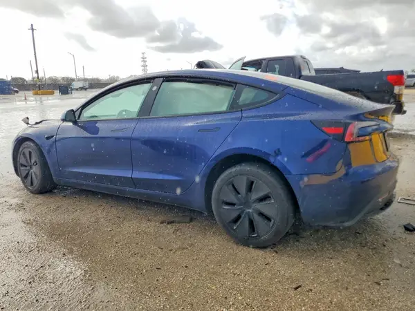 5YJ3E1EA9RF754874 2024 TESLA MODEL 3 - Image 2