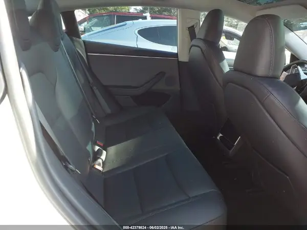 5YJ3E1EA9RF756849 2024 TESLA MODEL 3 - Image 8