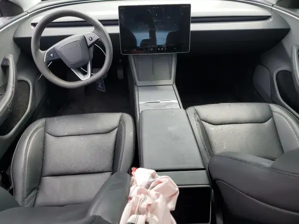 5YJ3E1EA9RF765096 2024 TESLA MODEL 3 - Image 8