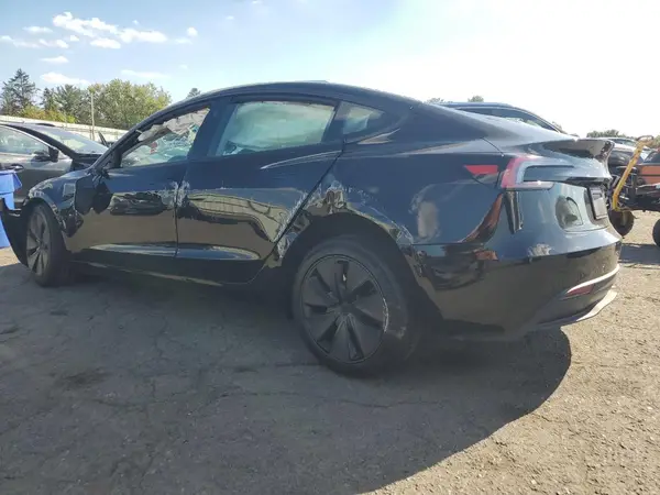 5YJ3E1EA9RF765874 2024 TESLA MODEL 3 - Image 2