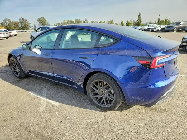 5YJ3E1EA9RF768287 2024 TESLA MODEL 3 - Image 2