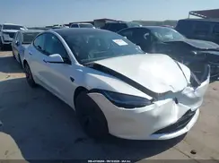 5YJ3E1EA9RF768550 2024 TESLA MODEL 3