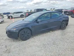 5YJ3E1EA9RF782898 2024 TESLA MODEL 3