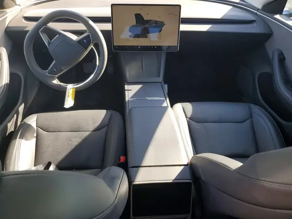 5YJ3E1EA9RF782898 2024 TESLA MODEL 3 - Image 8
