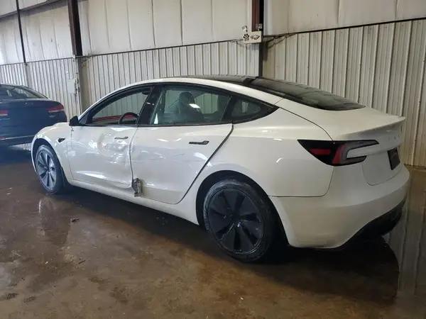 5YJ3E1EA9RF789222 2024 TESLA MODEL 3 - Image 2