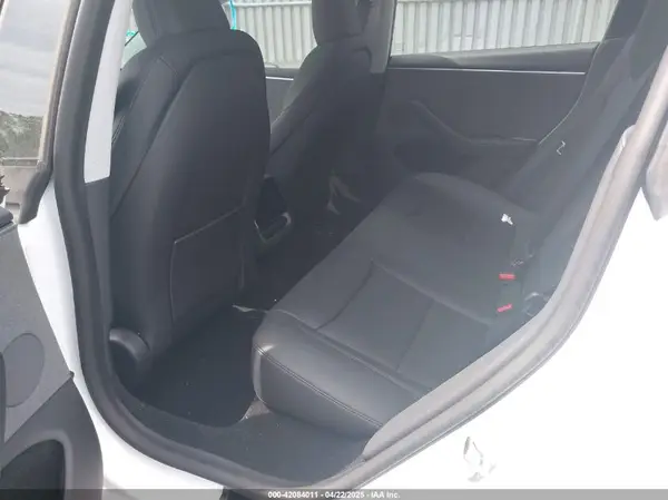 5YJ3E1EA9RF828598 2024 TESLA MODEL 3 - Image 8