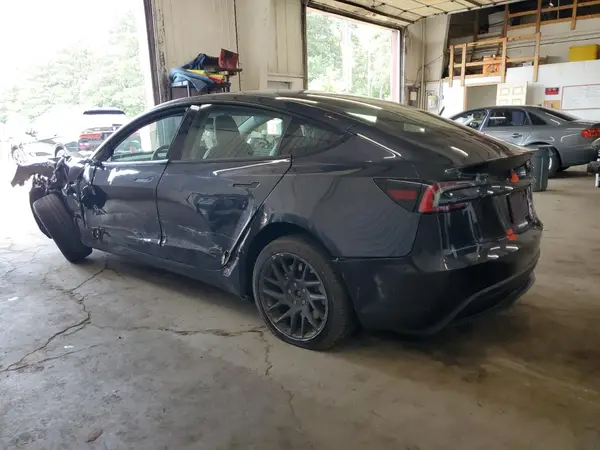 5YJ3E1EA9RF828682 2024 TESLA MODEL 3 - Image 2