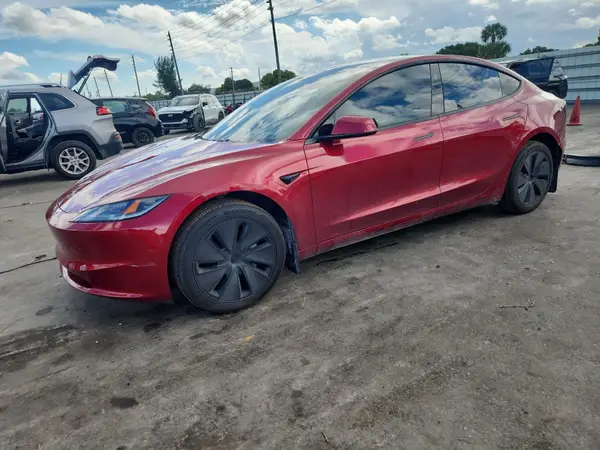 5YJ3E1EA9RF829119 2024 TESLA MODEL 3 - Image 1
