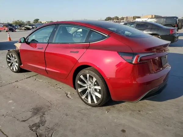 5YJ3E1EA9RF829945 2024 TESLA MODEL 3 - Image 2