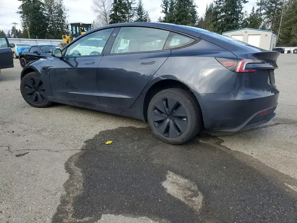 5YJ3E1EA9RF834241 2024 TESLA MODEL 3 - Image 2