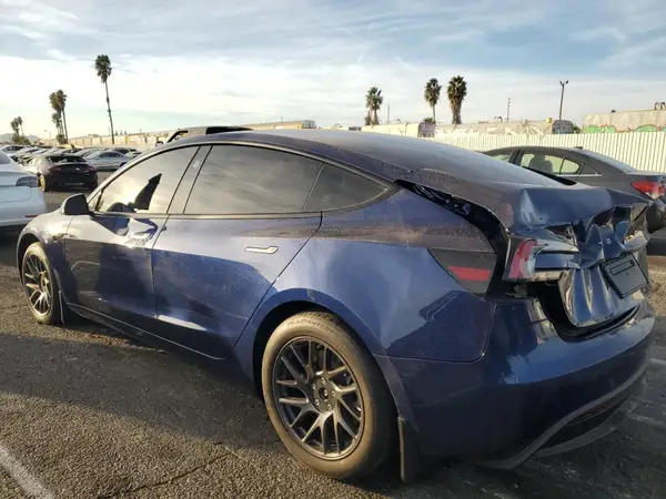 5YJ3E1EA9RF835597 2024 TESLA MODEL 3 - Image 2