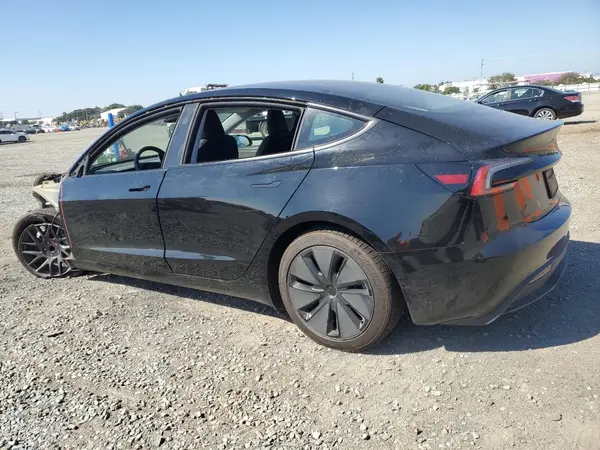 5YJ3E1EA9RF842940 2024 TESLA MODEL 3 - Image 2